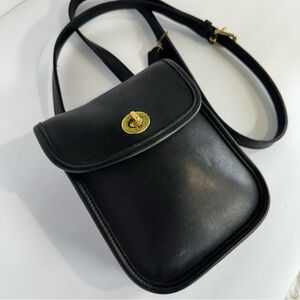 Vintage Viral Coach Sidepack Crossbody Black Purse